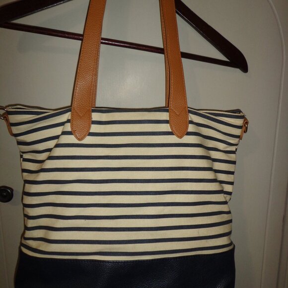 a new day Striped Handbag Double Handles Zip Closure Navy/Cream Pockets - Picture 2 of 8